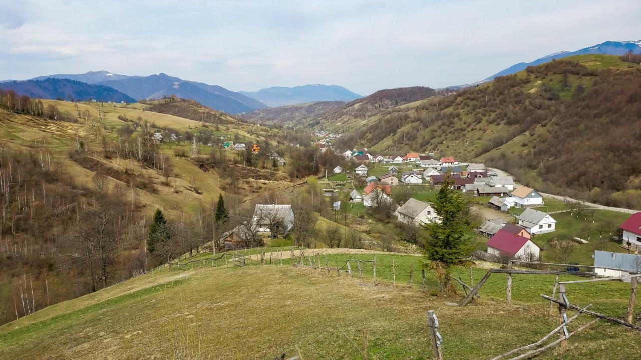 Отель Коло Гір Колочава Экстерьер фото